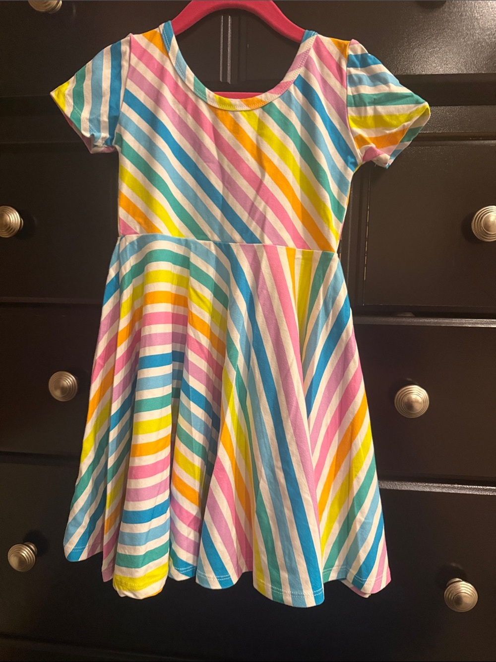 Wild rich kids rainbow dress size 5/6